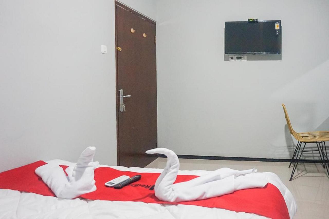 Reddoorz Plus @ Kalpataru Malang Exterior photo